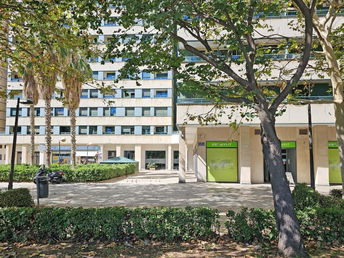 Apartamentos Las Ciencias F Valencia Luaran gambar